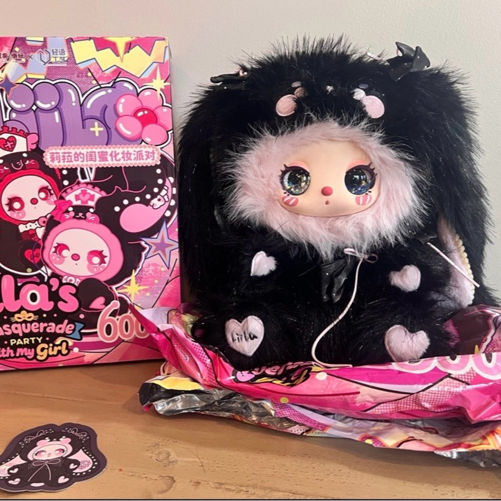 Liila’s Masquerade Party- 600% RARE-Nurse Little Rabbit-With liquid glitter eyes